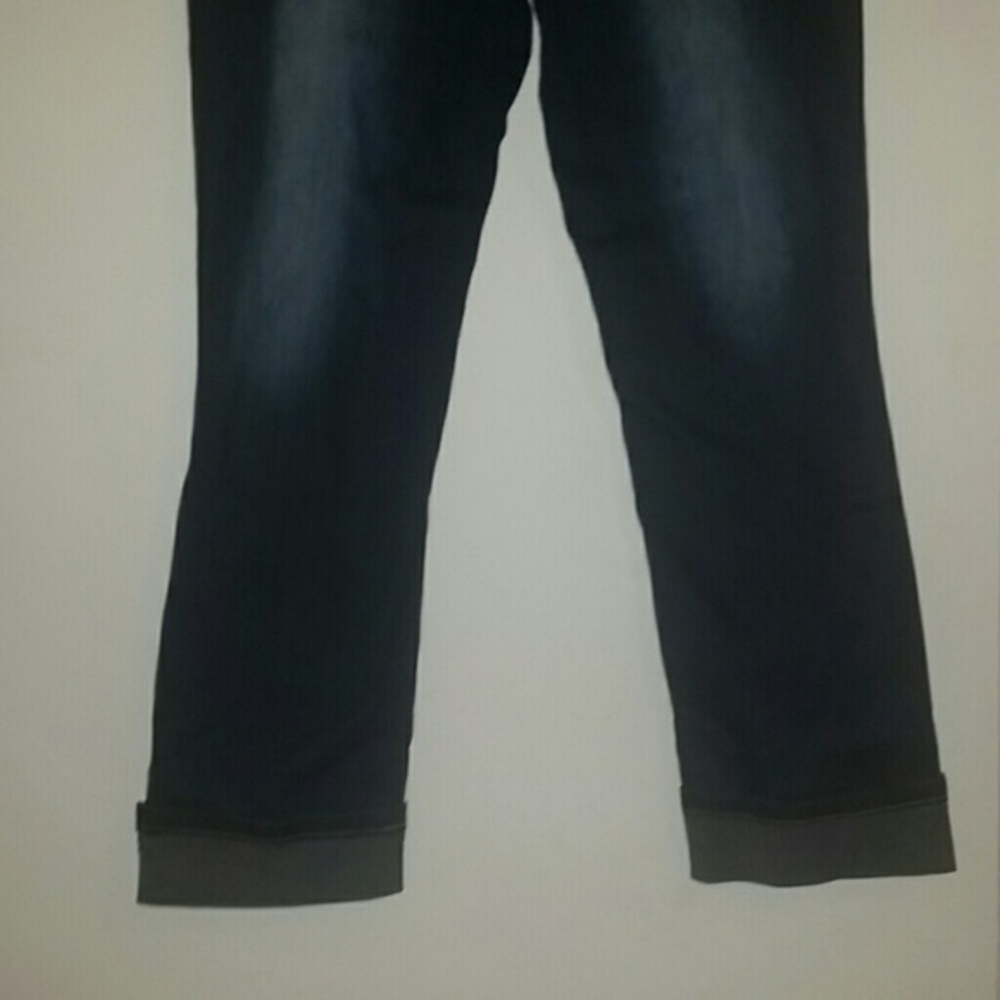 *Nwt Reduced* Ripped Boot Cut Jeans - Picture 4 of 4